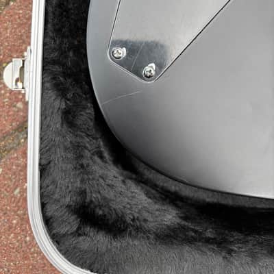 ESP LTD M-Black Metal image 3