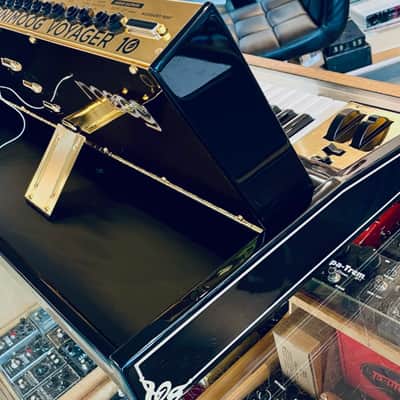 Moog Minimoog Voyager 10th Anniversary (#7) Gold Edition 44-Key Monophonic Synthesizer 2012 - Black / Gold image 11