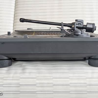 Immagine Technics SL-1200MK7 with Odyssey Flight Case *Very Good Condition* - 3