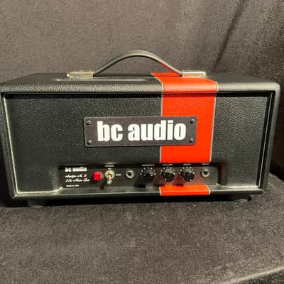 KHE Audio | ASX 8 | Guitar Amplifier Speaker Cabinet Switcher