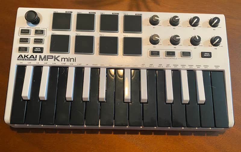 Akai MPK Mini Play Portable 25-Key MIDI Controller 2018 - Present - Black image 1