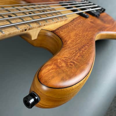 Sadowsky 2022 Limited Edition MetroLine 5-String 21-Fret MM Bass Natural Transparent Satin image 8