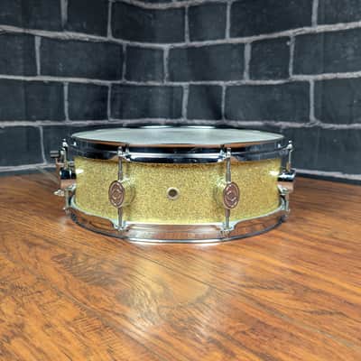 PDP by DW CX 14x5 Maple Snare Drum – Gold Sparkle • 2000s Era • Maple Shell • DW‑Inspired Hardware • Shows Light Wear image 4