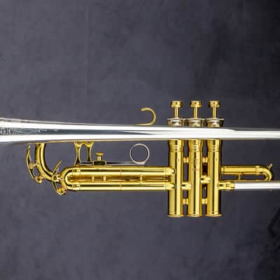 King Silver Sonic 1952 Bb trumpet, lacquer image 3