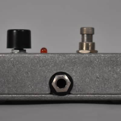 Electro-Harmonix LPB-1 Nano Linear Power Booster Preamp Pedal image 5