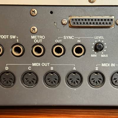 Akai MPC60II — JAZZCAT SCSI/SD + RAM Expansion, New Screen, Encoder & Pad Sensor image 7