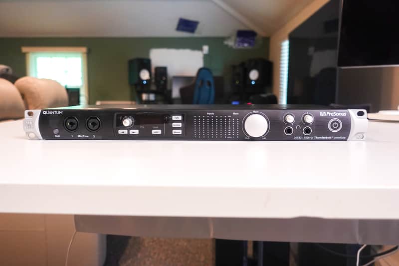 PreSonus Quantum Thunderbolt 2 Interface (Original, 26x32, 8 Preamps) image 1