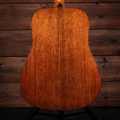 2025 Martin D-18 Standard Series – Natural image 3