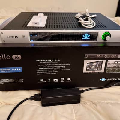 Universal Audio Apollo 16 QUAD Silver w/ Thunderbolt 1 Option Card – Original Box & Docs image 3