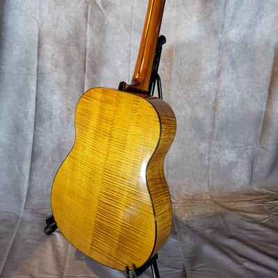 Siegfried Todt – 1985 Masterbuilt Concert Guitar – Fully Restored image 6