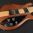 Rickenbacker 650D