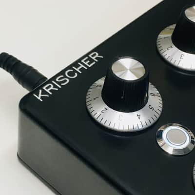KRISCHER - M8 / analog polyphonic synth image 4