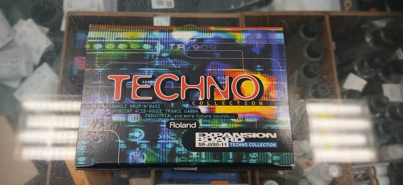 Roland SR-JV80-11 Techno Collection Expansion Board 1990s - Green image 1