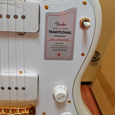 *NEW IN BOX* 2025 Fender Japan Limited Edition Traditional Collection, 60's Jazzmaster White Pearl Gold with Matching Headstock, MIJ image 4