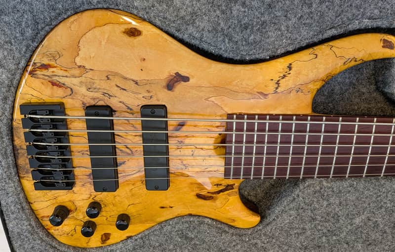 Roscoe SKB3006 - Gloss Spalted Maple image 1