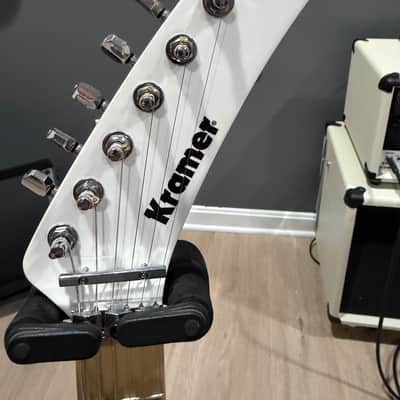 Kramer 84 2017 - Alpine White image 4