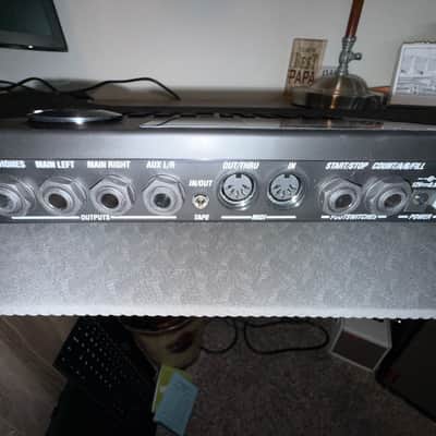 Alesis SR-16 Drum Machine- Black image 2