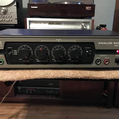 Roland DC-10 ANALOG ECHO 1970’s - Black