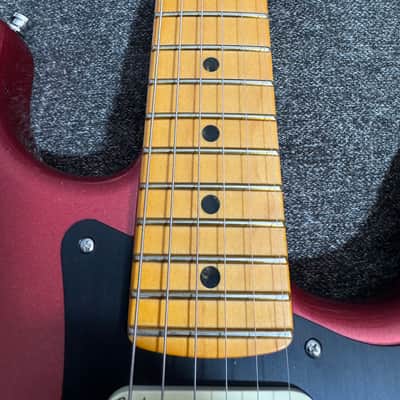 Fender American Ultra II Stratocaster with Maple Fretboard 2024 - Present - Sinister Red image 8