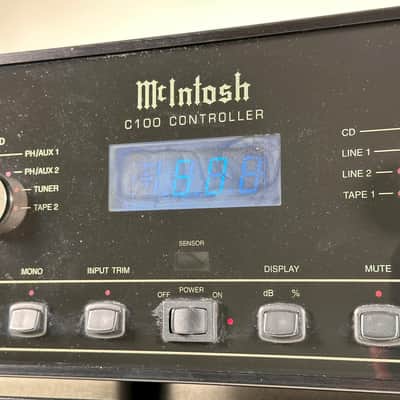 McIntosh C100 Preamplifier & C100 Controller Dual Chassis image 8