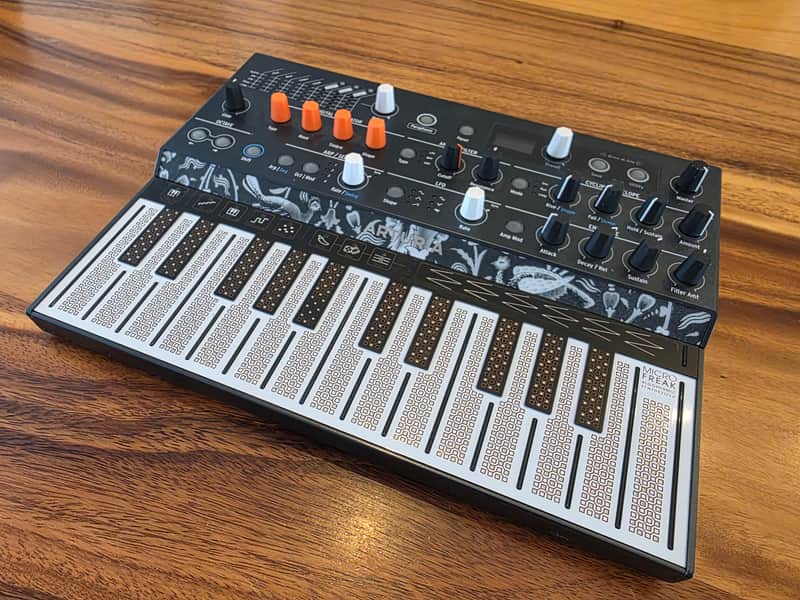 Arturia MicroFreak 25-Key Algorithmic Synthesizer | Reverb Canada