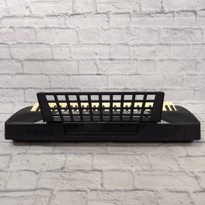 Yamaha PSR-175 61 Key Keyboard image 6