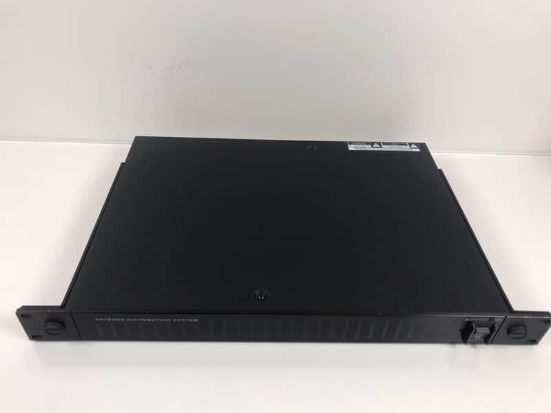 Shure UA845 UHF Antenna Distribution System FQ: 500-900 MHz image 1