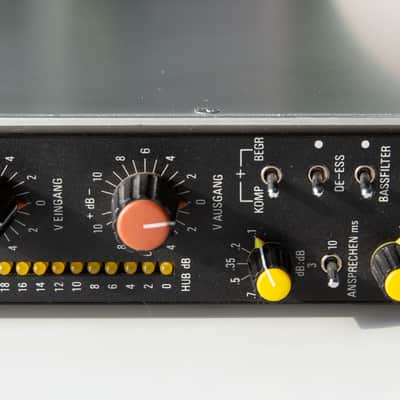 vintage double mono compressor BFE / Filtek BKE 4 in housing with power supply XLR ! 1980 image 3