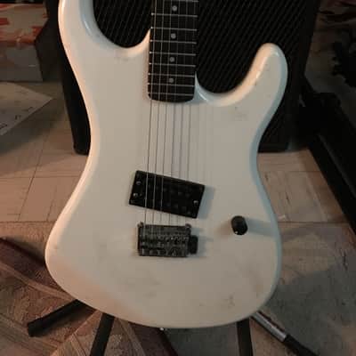Kramer Aero Star ZX10 White image 4