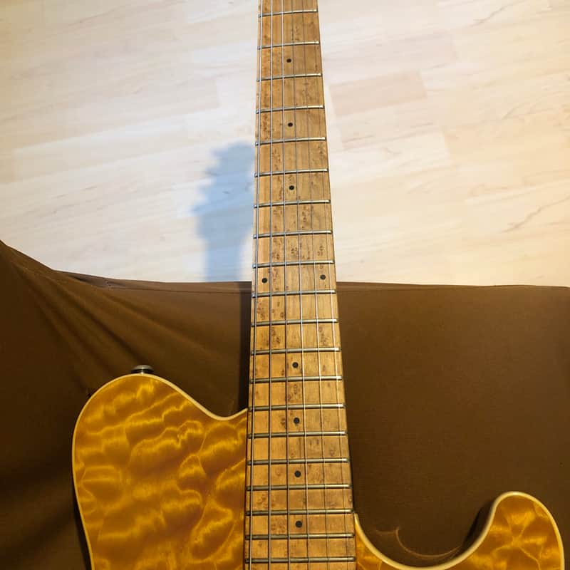 Music Man Axis USA Custom Made Trans Gold Quilt Birdseye Maple w