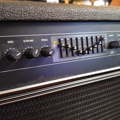 Ampeg B3-158 150W Bass Combo image 4
