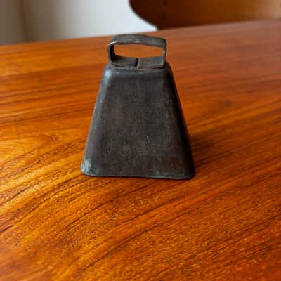 Vintage 1900s 3" Steel Cowbell Sheep Bell Unmarked - See Video! image 3