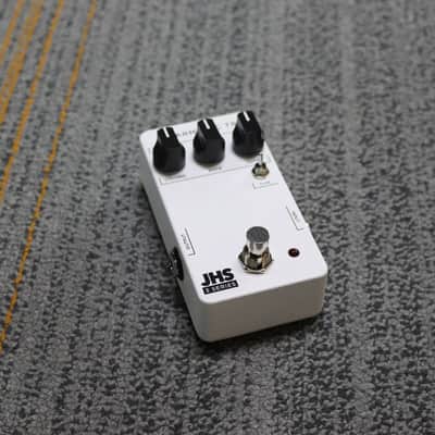 JHS 3 Series Harmonic Trem Guitar Effects Pedal image 5