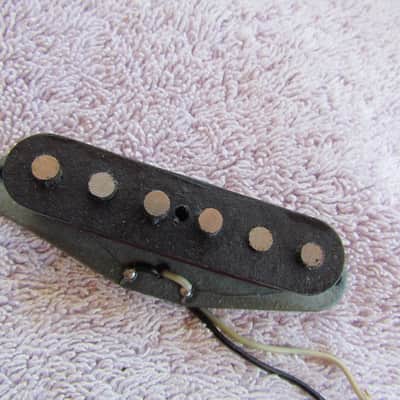 1972 Fender Stratocaster Pickup Staggered Pole Rewound 1972 Stratocaster Pickup Works Great Vintage image 4