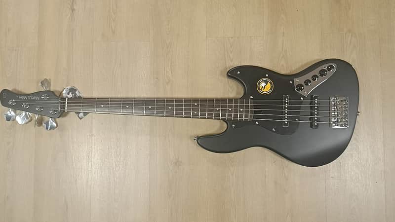 Marcus Miller V3-5 BKS - Black Satin image 1