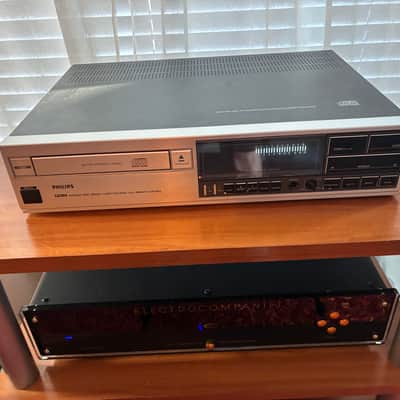 Philips CD-304 1980s - Silver with TDA1540 chips! image 5