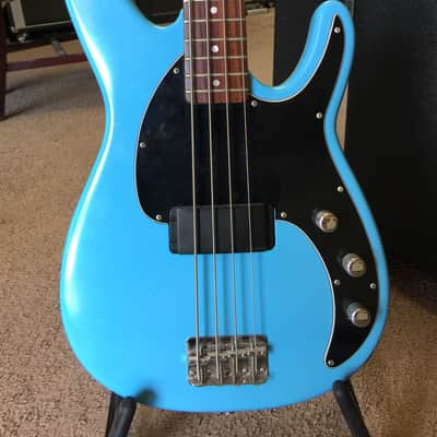 Peavey Forum Blue image 3