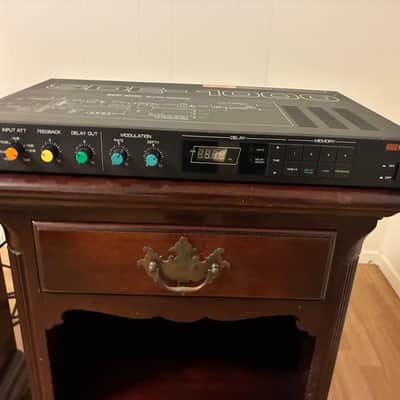 Roland SDE-1000 Digital Delay 1983 - 1989 - Black image 2