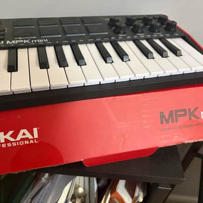 Akai MPK Mini MKIII 25-Key MIDI Controller 2025