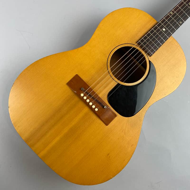 Gibson  B15 67-68 - Natural Rare Small bodied (LG size) Mahogany back and sides, Solid Spruce top. With era correct SS Case image 1