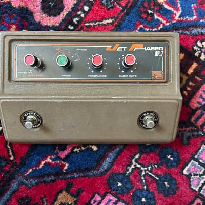 Roland AP-7 Jet Phaser | Reverb Canada