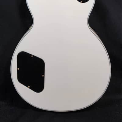 Gibson Vintage 2001 Les Paul Custom, Alpine White, Gold Hardware, w/HSC NOS image 14