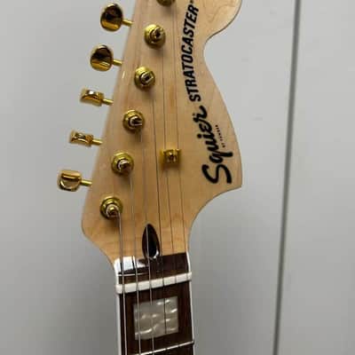 Squier 40th Anniversary Gold Edition Stratocaster Electric Guitar - Ruby Red Metallic image 3