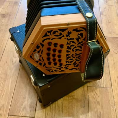 The Phoenix Concertina image 3