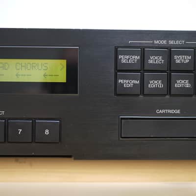 Yamaha TX802 FM Tone Generator 1986 - Black image 2