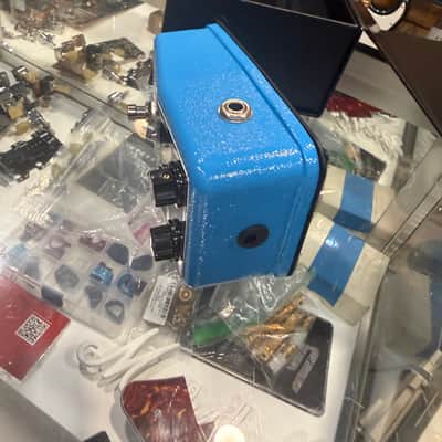 Tru-Fi Octavia Fuzz 2025 - Blue image 3