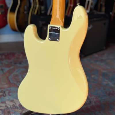 1998 Fender American Vintage Reissue '62 Jazz Bass AVRI Olympic White 100% Clean & Stock image 5