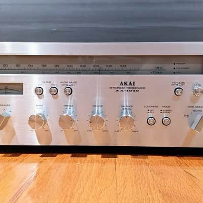 Akai AA-1040 Stereo Receiver / Fully Serviced & Tested / Vintage -9777 / Free Shipping image 3