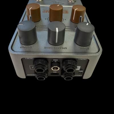 Universal Audio OX Stomp Dynamic Speaker Emulator - x4355 image 4