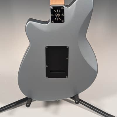 Reverend Double Agent W, Metallic Silver Freeze image 6